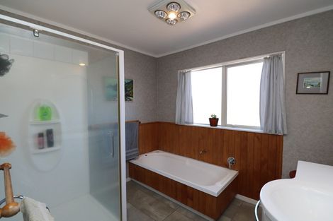 Photo of property in 16a Johnston Street, Foxton, 4814