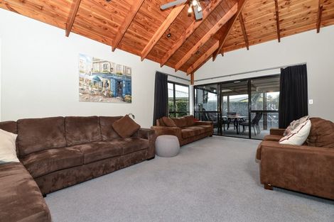 Photo of property in 15 Halyard Close, Flagstaff, Hamilton, 3210