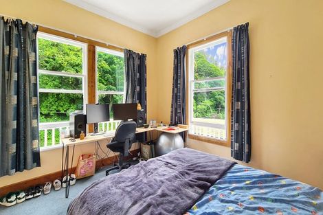 Photo of property in 123a Glenmore Street, Kelburn, Wellington, 6012