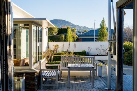 Photo of property in 3 Sunninghurst Drive, Fairfield, Dunedin, 9018