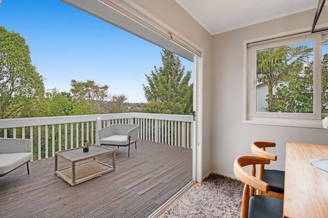 Photo of property in 14 Theban Place, Totara Vale, Auckland, 0629