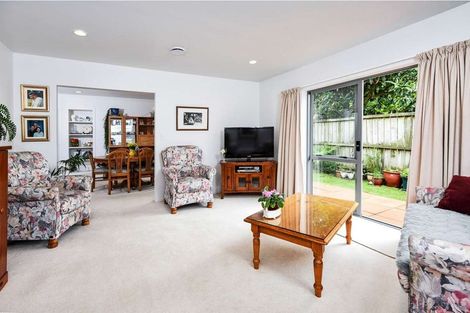 Photo of property in 10a Caen Road, Panmure, Auckland, 1072