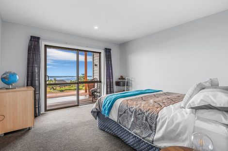 Photo of property in 20 Maffeys Road, Mount Pleasant, Christchurch, 8081