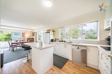 Photo of property in 25 Penrose Street, Woburn, Lower Hutt, 5010