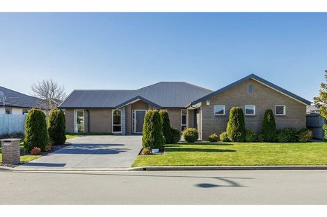 Photo of property in 10 Oakdene Place, Halswell, Christchurch, 8025