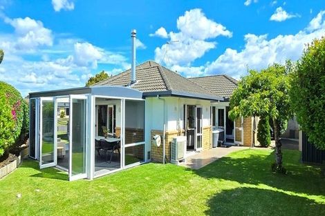 Photo of property in 26 Crichton Terrace, Mount Maunganui, 3116