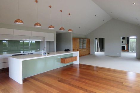 Photo of property in 1 Gleneagles Way, Waiwhakaiho, New Plymouth, 4312