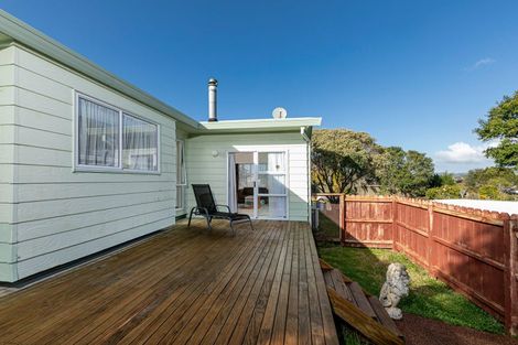 Photo of property in 14 Miriam Corban Heights, Henderson, Auckland, 0612