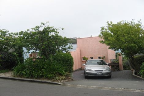 Photo of property in 22 Moncks Spur Road, Redcliffs, Christchurch, 8081