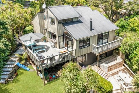 Photo of property in 33 Park Hill Road, Birkenhead, Auckland, 0626