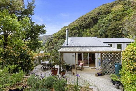 Photo of property in 43 Cleary Street, Waterloo, Lower Hutt, 5011