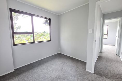 Photo of property in 2/25 Sartors Avenue, Northcross, Auckland, 0630