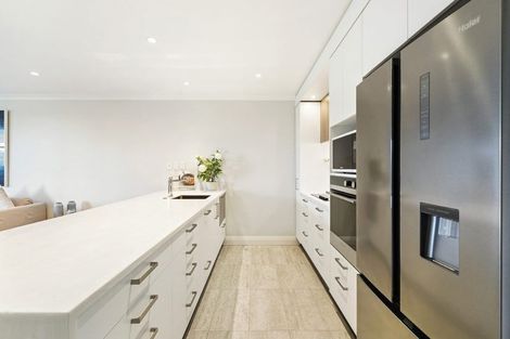 Photo of property in 98b/30 Ambassador Glade, Orewa, 0931