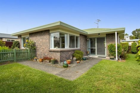 Photo of property in 49b Esmeralda Street, Welcome Bay, Tauranga, 3112