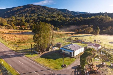 Photo of property in 142 Roa Road, Blackball, 7804