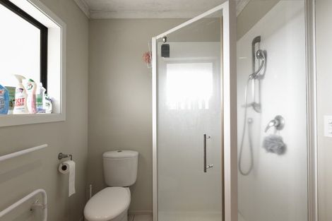 Photo of property in 9/64 Kawaha Point Road, Kawaha Point, Rotorua, 3010