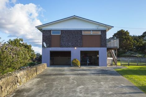Photo of property in 21 Kakariki Road, Ngunguru, Whangarei, 0173
