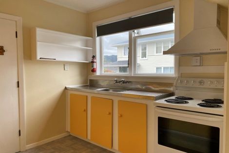 Photo of property in Silver Birch Court, 5/567u High Street, Boulcott, Lower Hutt, 5010