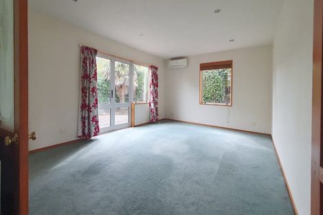 Photo of property in 139c Avonhead Road, Avonhead, Christchurch, 8042