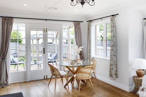 Photo of property in 6a Karo Place, Ilam, Christchurch, 8041