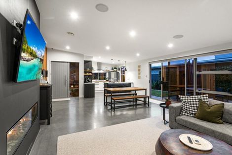 Photo of property in 261 Lakes Boulevard, Pyes Pa, Tauranga, 3112