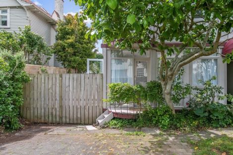 Photo of property in 2/58 Mountain Road, Epsom, Auckland, 1023