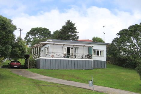 Photo of property in 78 Bay Street, Red Beach, 0932