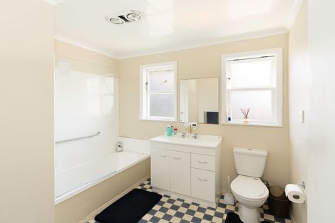 Photo of property in 34 Dorset Street, Levin, 5510