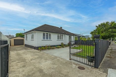 Photo of property in 21 Carlisle Street, Milson, Palmerston North, 4414