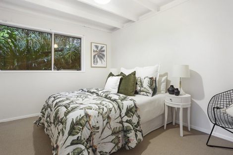 Photo of property in 1/16 Learmonth Avenue, Birkenhead, Auckland, 0626