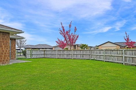 Photo of property in 2 Foxbury Court, Rototuna North, Hamilton, 3210