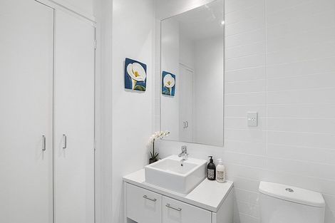 Photo of property in Sentinel Apartments, 1403/3 Northcroft Street, Takapuna, Auckland, 0622