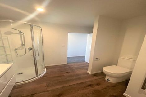 Photo of property in 5 Selkirk Lane, Hamilton Lake, Hamilton, 3204