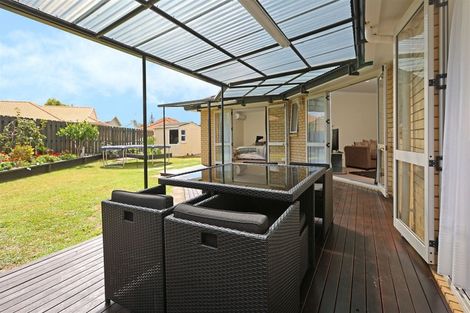 Photo of property in 26 Martin Jugum Lane, Ranui, Auckland, 0612