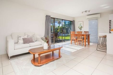 Photo of property in 21a Bramley Drive, Farm Cove, Auckland, 2012