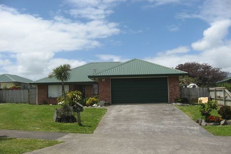 Photo of property in 23 Wai Iti Place, Clendon Park, Auckland, 2103