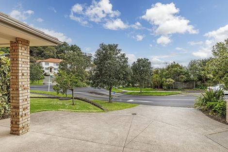 Photo of property in 1 Landvale Court, Browns Bay, Auckland, 0630