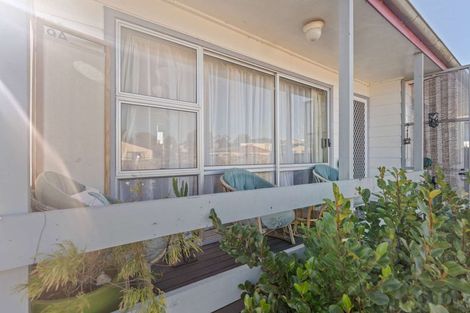 Photo of property in 19a Pohutukawa Drive, Owhata, Rotorua, 3010