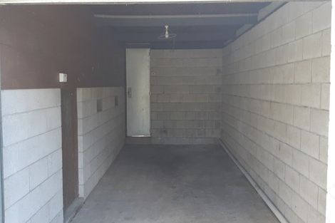 Photo of property in 2/73 Eskdale Road, Birkdale, Auckland, 0626