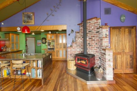 Photo of property in 601 Waihue Road, Parore, Dargaville, 0372