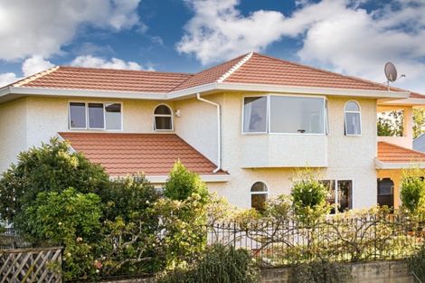 Photo of property in 60 Lucknow Road, Havelock North, 4130