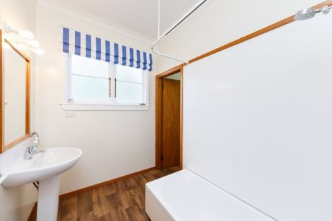 Photo of property in 100 Manawatu Street, Hokowhitu, Palmerston North, 4410