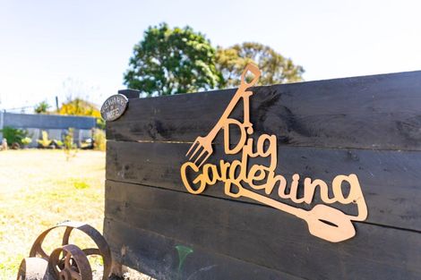 Photo of property in 6 Linley Crescent, Te Kopuru, 0391