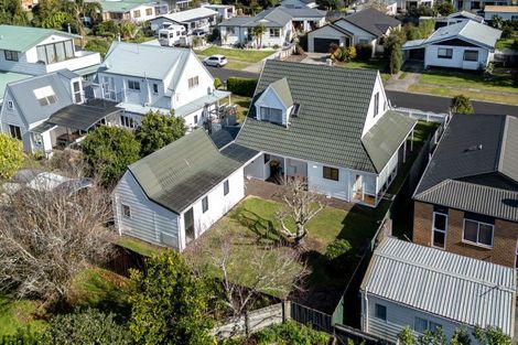 Photo of property in 8 Kauri Place, Tairua, 3508