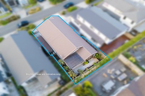 Photo of property in 28 Windlass Street, Long Bay, Auckland, 0630