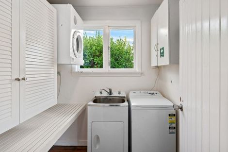 Photo of property in 2/14 James K Baxter Place, Addington, Christchurch, 8024