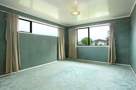 Photo of property in 29 Odlin Crescent, Nawton, Hamilton, 3200