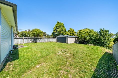 Photo of property in 6 Mexted Crescent, Ranui, Porirua, 5024
