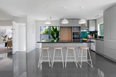 Photo of property in 279b Hillsborough Road, Hillsborough, Auckland, 1042