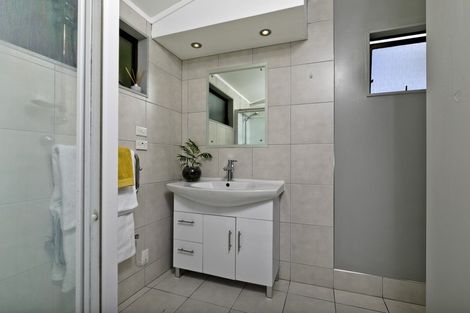 Photo of property in 50 Waiau Street, Torbay, Auckland, 0630